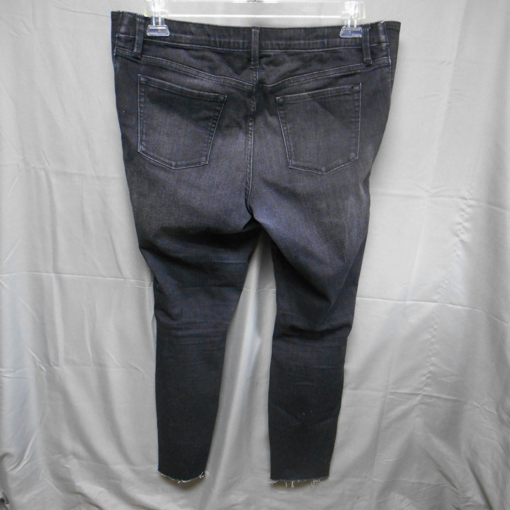 Isabel distressed black denim maternity jeggings - Picture 2 of 3